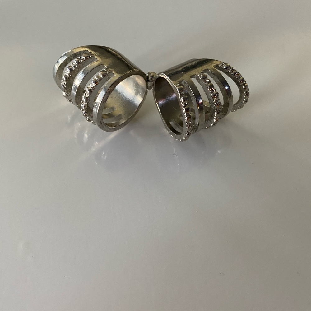 Silver ring - Picture 4 of 4